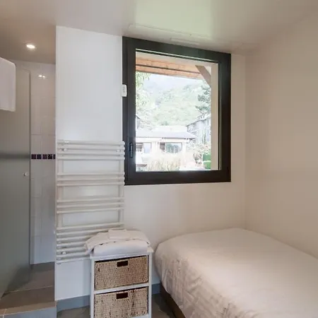 Le Port-plage Facing Beach, Lla Selections By Location Annecy