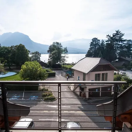 Le Port-plage Facing Beach, Lla Selections By Location Annecy * Talloires