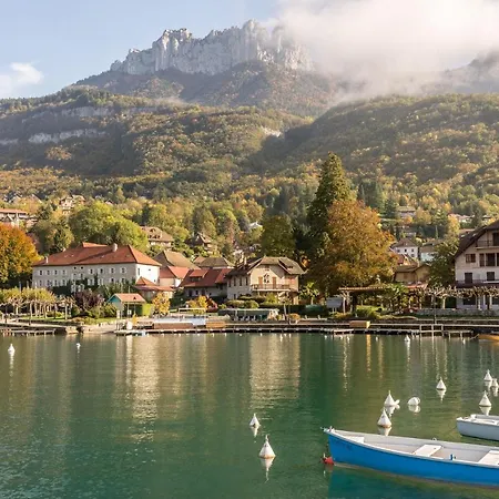 Le Port-plage Facing Beach, Lla Selections By Location Annecy Talloires