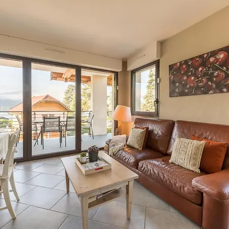 Le Port-plage Facing Beach, Lla Selections By Location Annecy